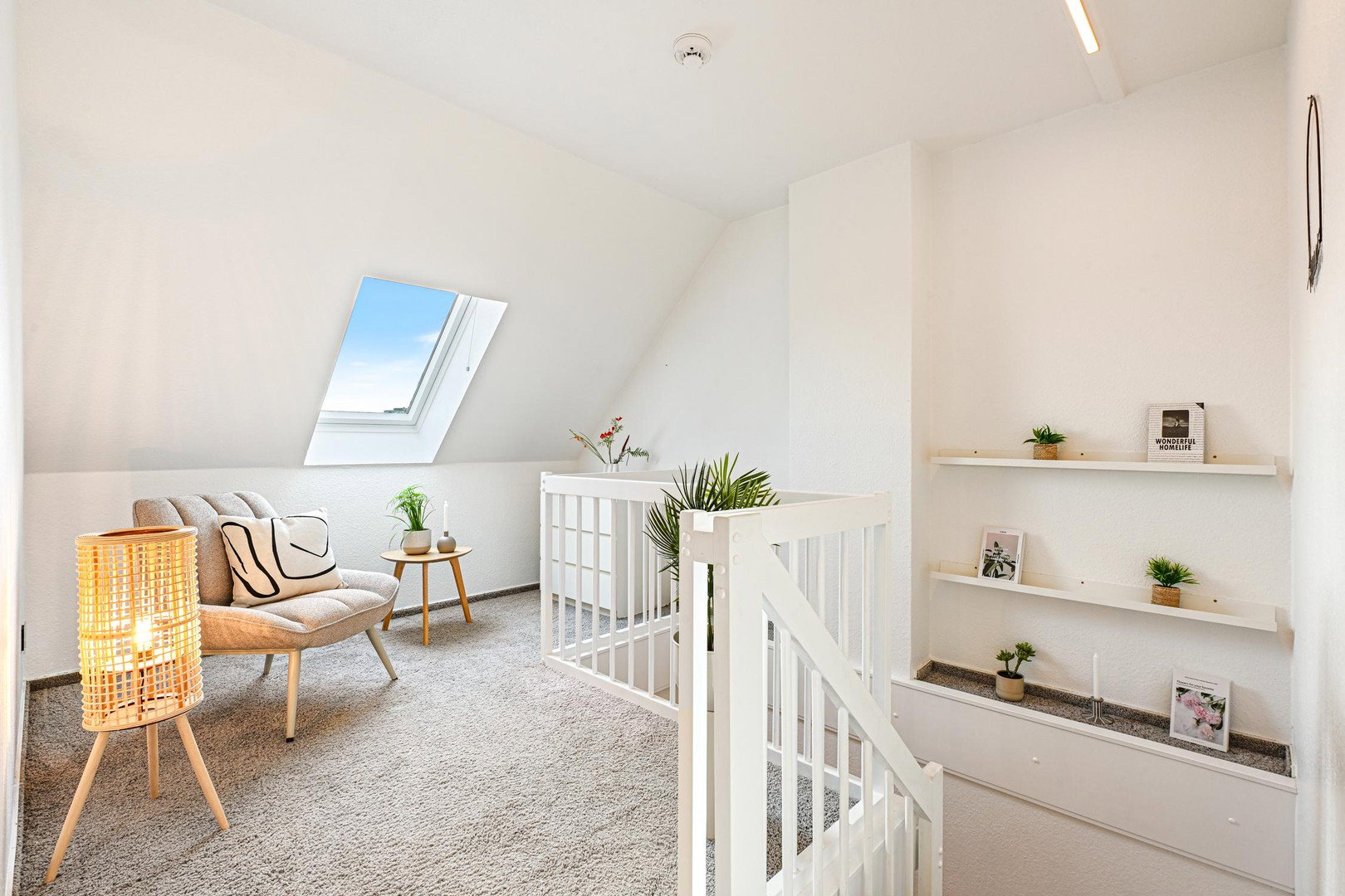 Foto 4 von 12 — Exklusive Penthouse-Maisonette-Wohnung mit zwei Dachterrassen über den Dächern von Hamburg