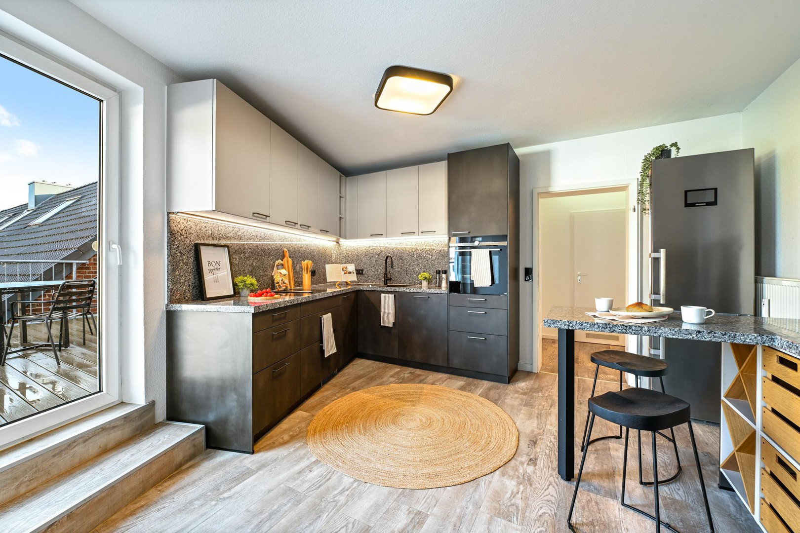 Foto 9 von 12 — Exklusive Penthouse-Maisonette-Wohnung mit zwei Dachterrassen über den Dächern von Hamburg