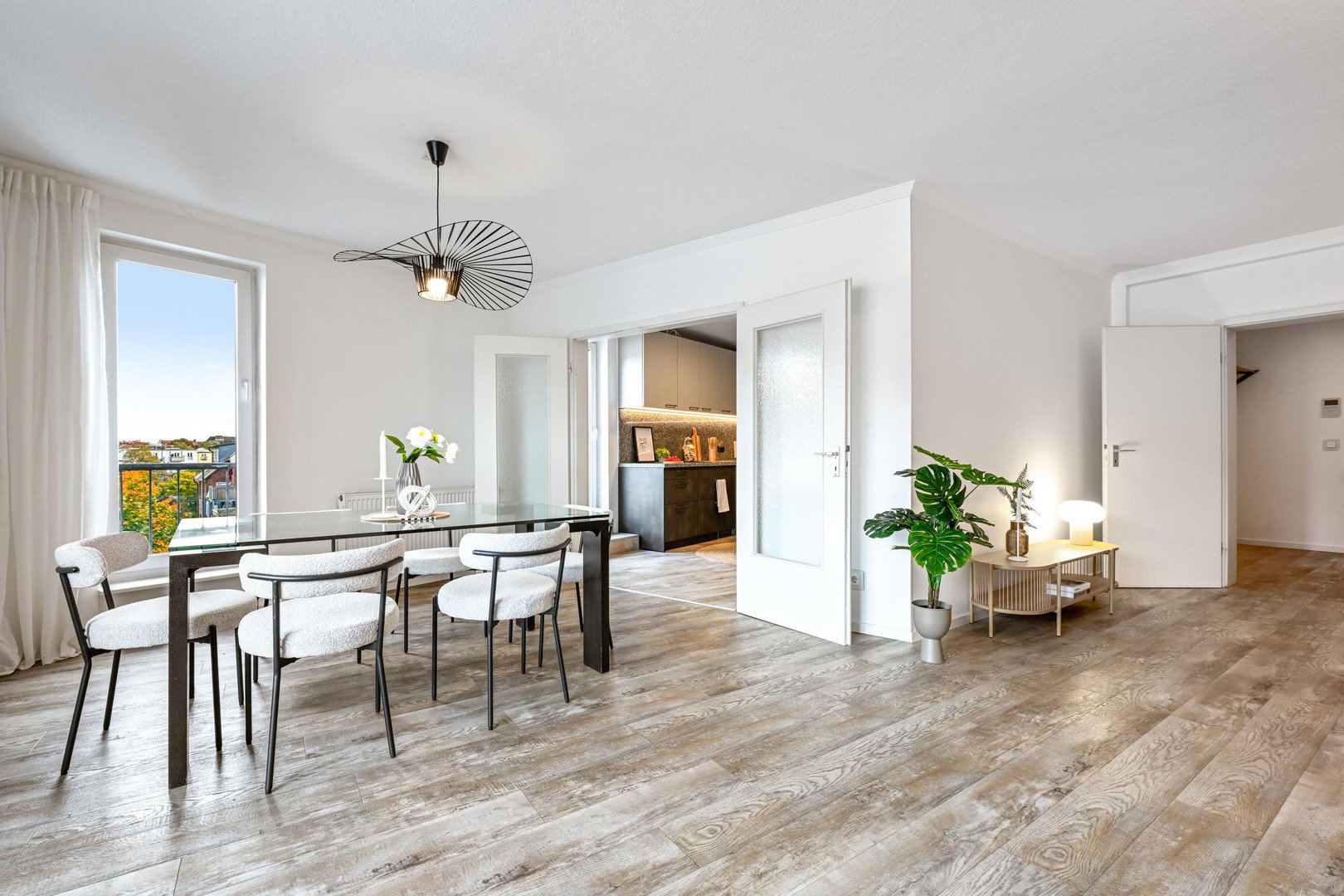 Foto 11 von 12 — Exklusive Penthouse-Maisonette-Wohnung mit zwei Dachterrassen über den Dächern von Hamburg