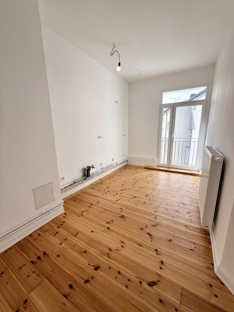 Foto 9 von 12 — Erstbezug im Reiherstiegviertel – kernsanierter Altbau mit Aufzug und hohen Decken