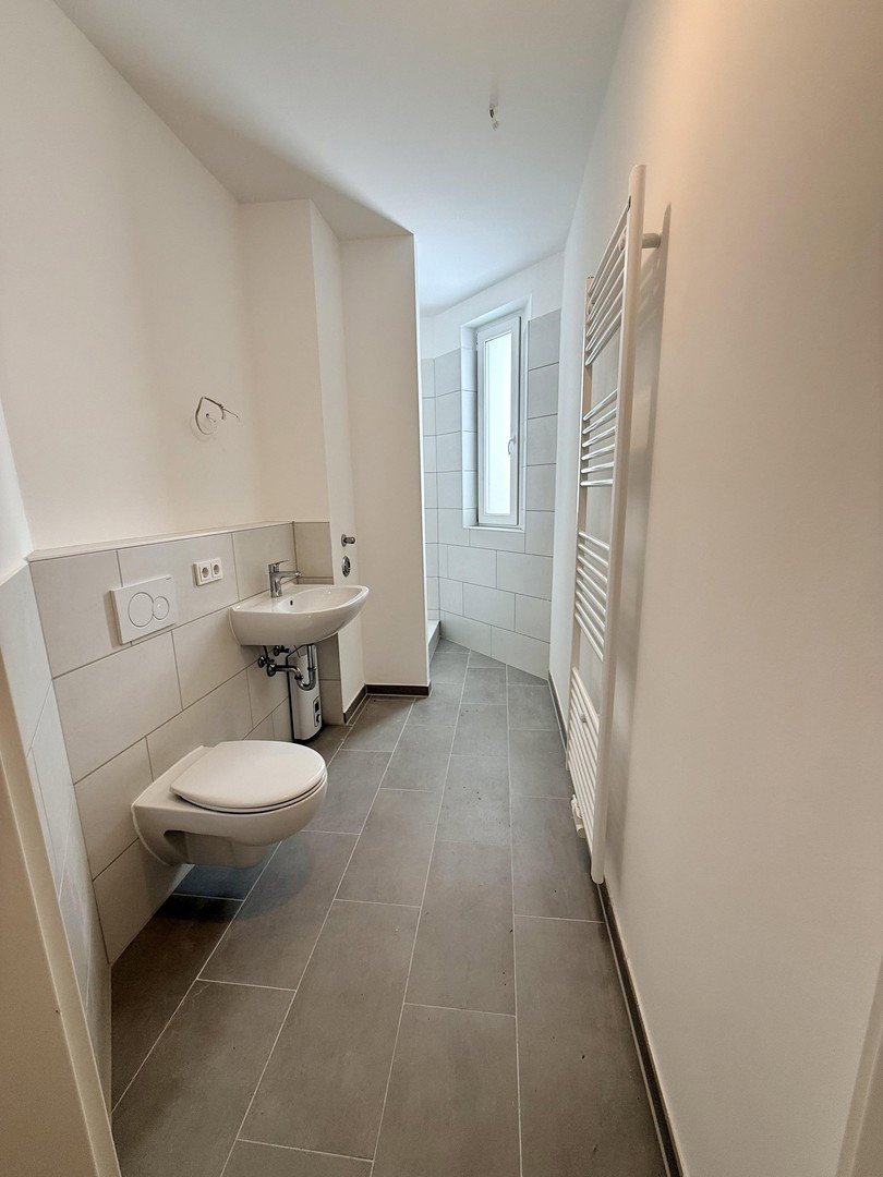 Foto 11 von 12 — Erstbezug im Reiherstiegviertel – kernsanierter Altbau mit Aufzug und hohen Decken