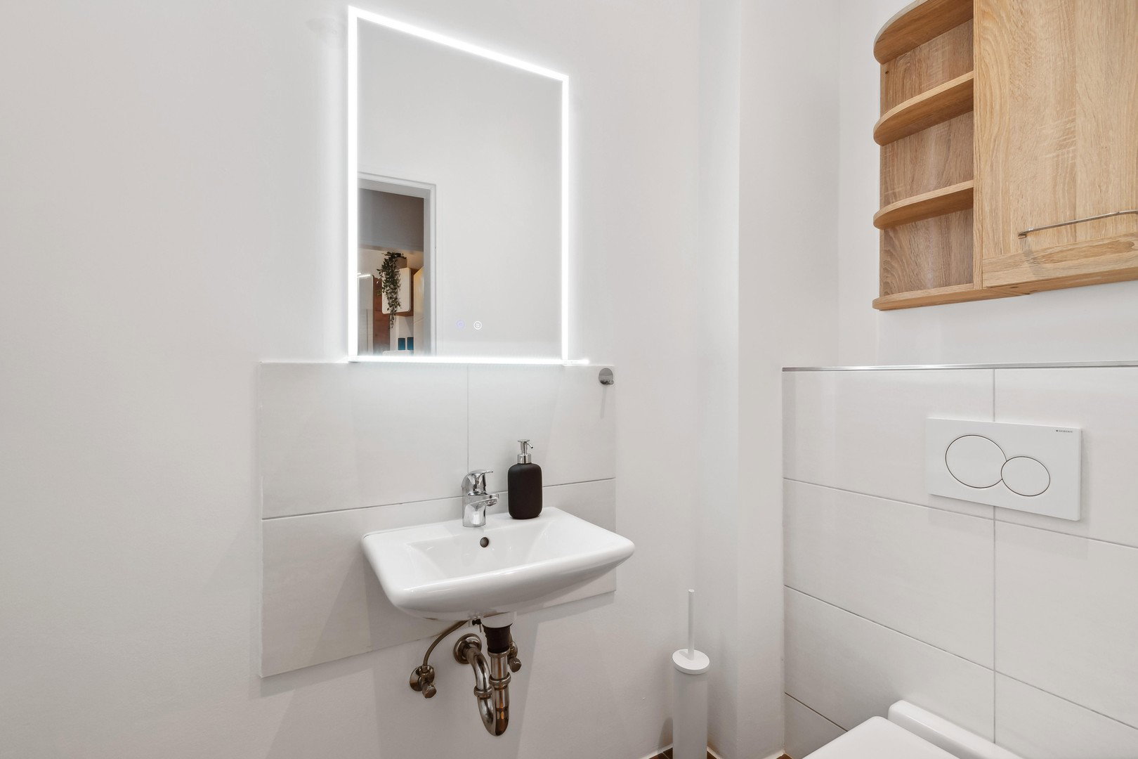 Foto 8 von 12 — Maisonette-Gartenwohnung Blankenese – 50 m zum Elbstrand, Garten & Garage, 92+70 m²
