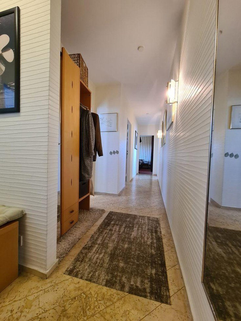 Foto 4 von 12 — 3 Zimmer plus separatem Büroraum - Naturschutzgebiet plus 1A Infrastruktur