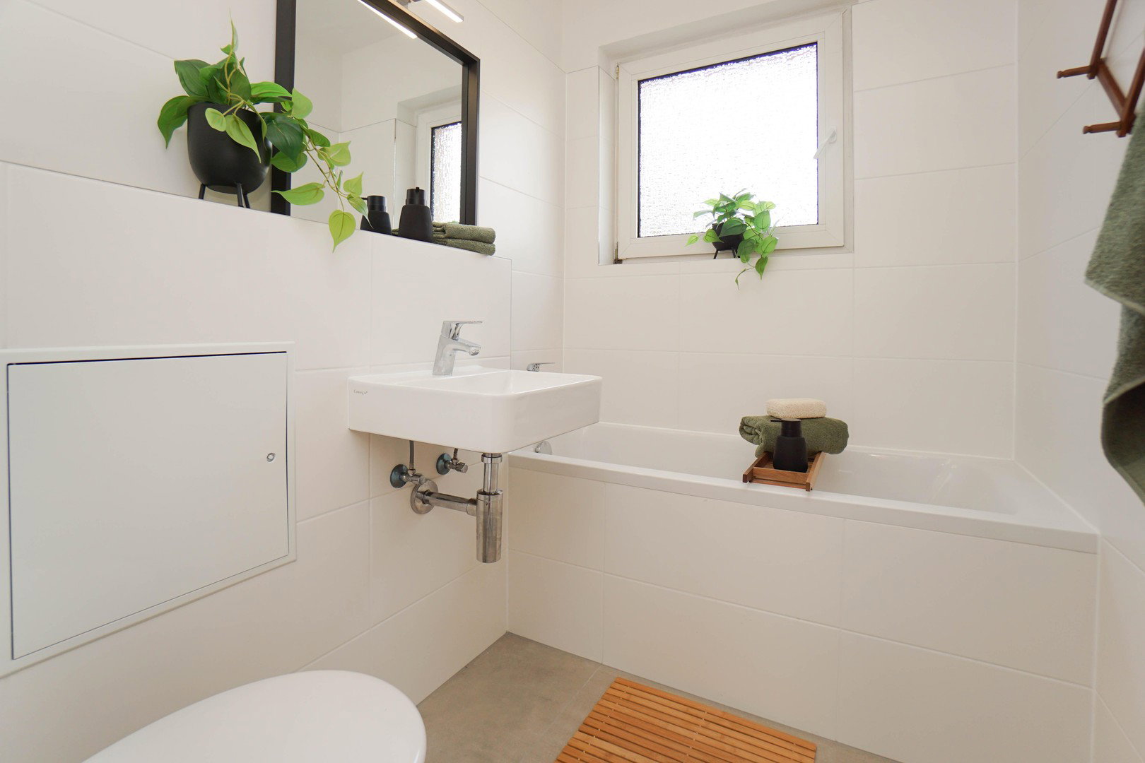 Foto 6 von 9 — SOFORT FREI: Helle Drei-Zimmer-WHG mit Balkon in der Neustadt