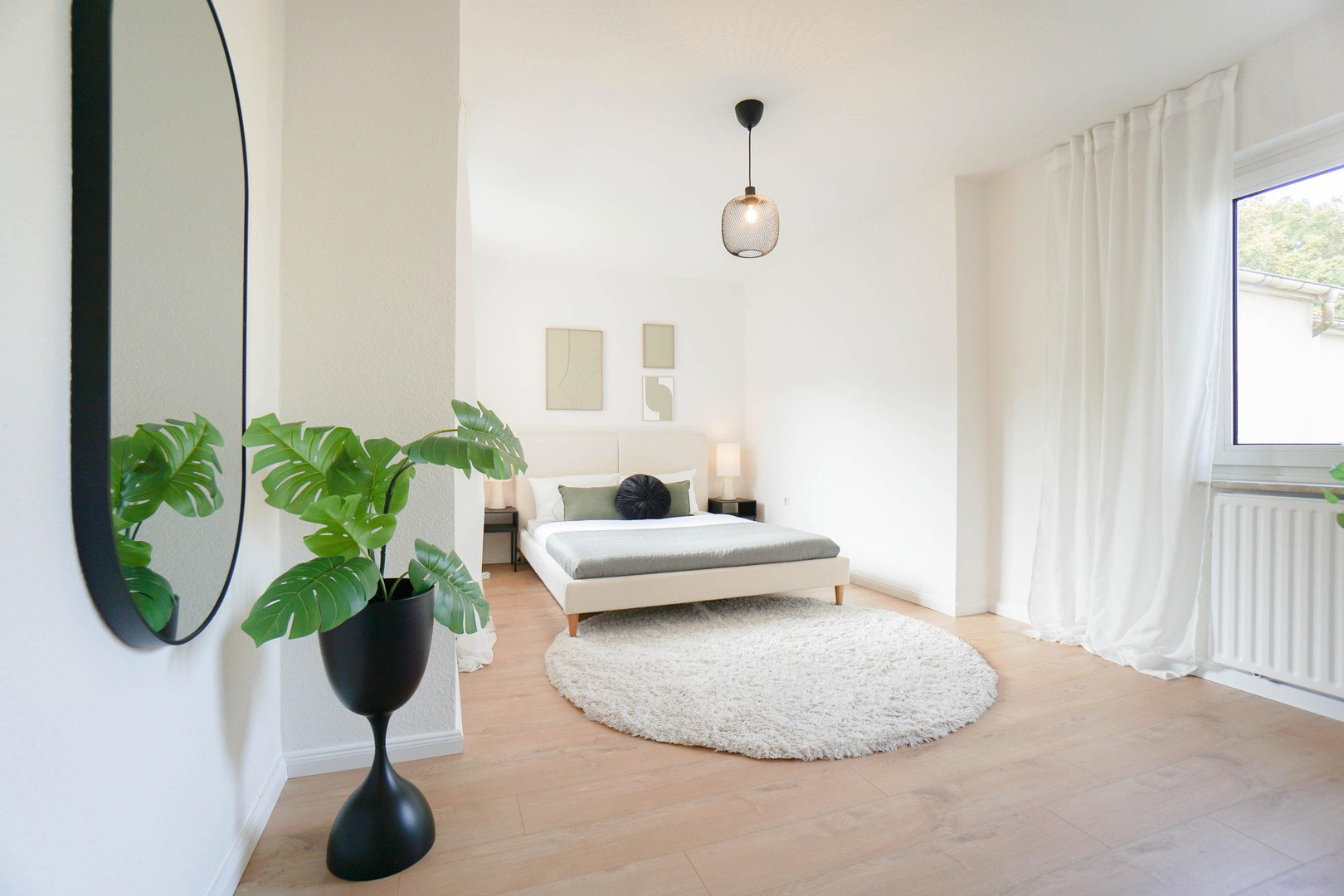 Foto 3 von 9 — SOFORT FREI: Helle Drei-Zimmer-WHG mit Balkon in der Neustadt