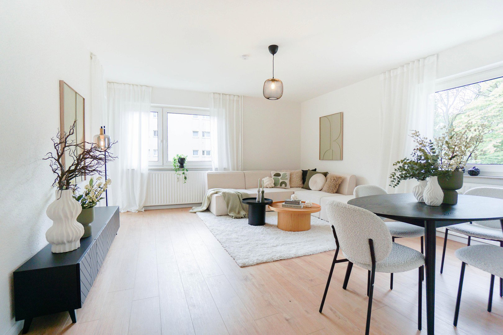 Foto 2 von 9 — SOFORT FREI: Helle Drei-Zimmer-WHG mit Balkon in der Neustadt