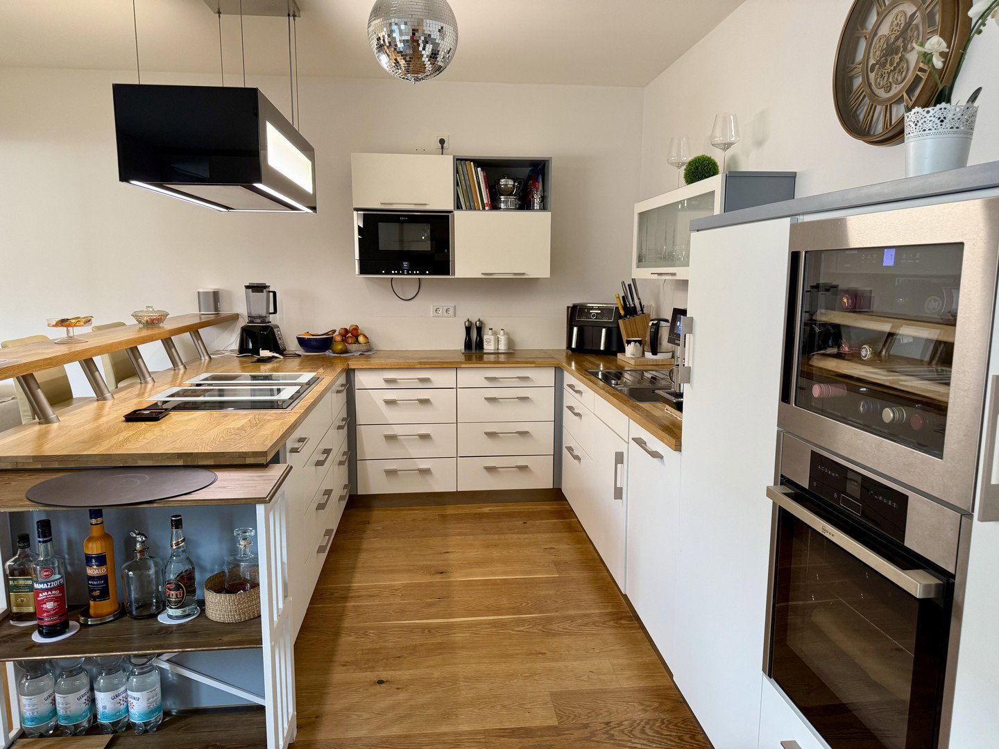 Foto 5 von 12 — Geschmackvolle Wohnung mit vier Zimmern, Balkon und Privatterrasse in HafenCity, Hamburg