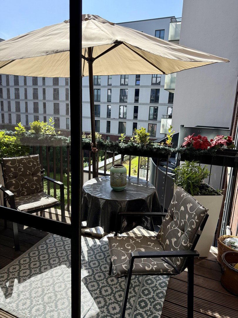 Foto 1 von 12 — Geschmackvolle Wohnung mit vier Zimmern, Balkon und Privatterrasse in HafenCity, Hamburg