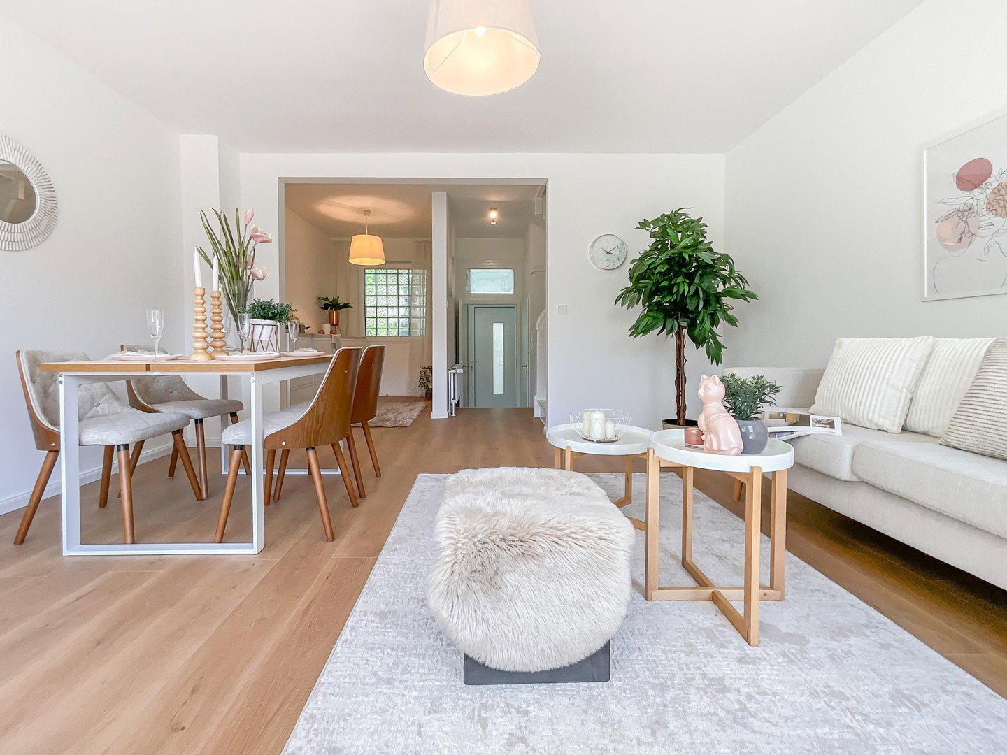 Foto 1 von 8 — Familienfreundliches Wohnen mit Garten, Terrasse und viel Platz
