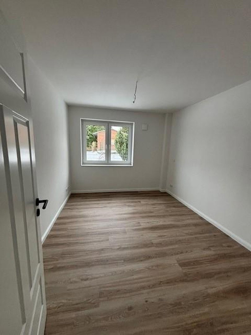 Foto 7 von 10 — Für Kapitalanleger, direkt an der Elbe, Neubau, Mietrendite 3,8%, Abschreibung 5%