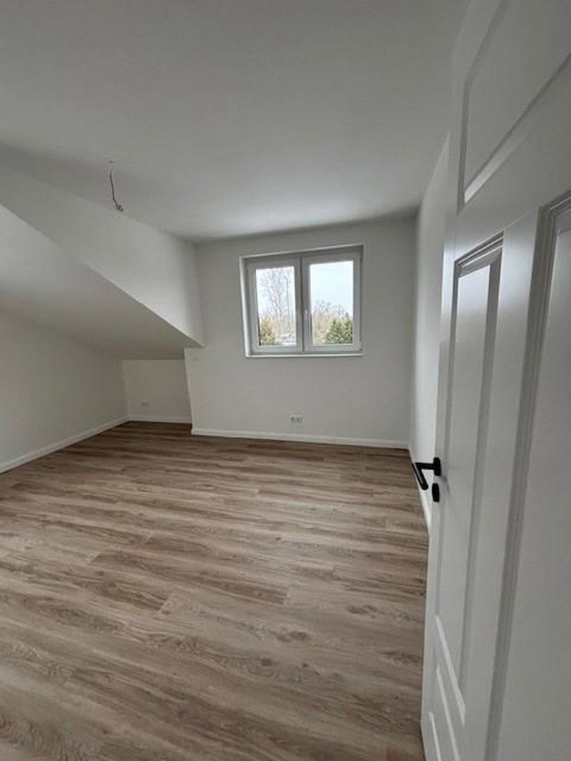 Foto 7 von 7 — Für Kapitalanleger, direkt an der Elbe, Neubau, Mietrendite 3,8%, Abschreibung 5%