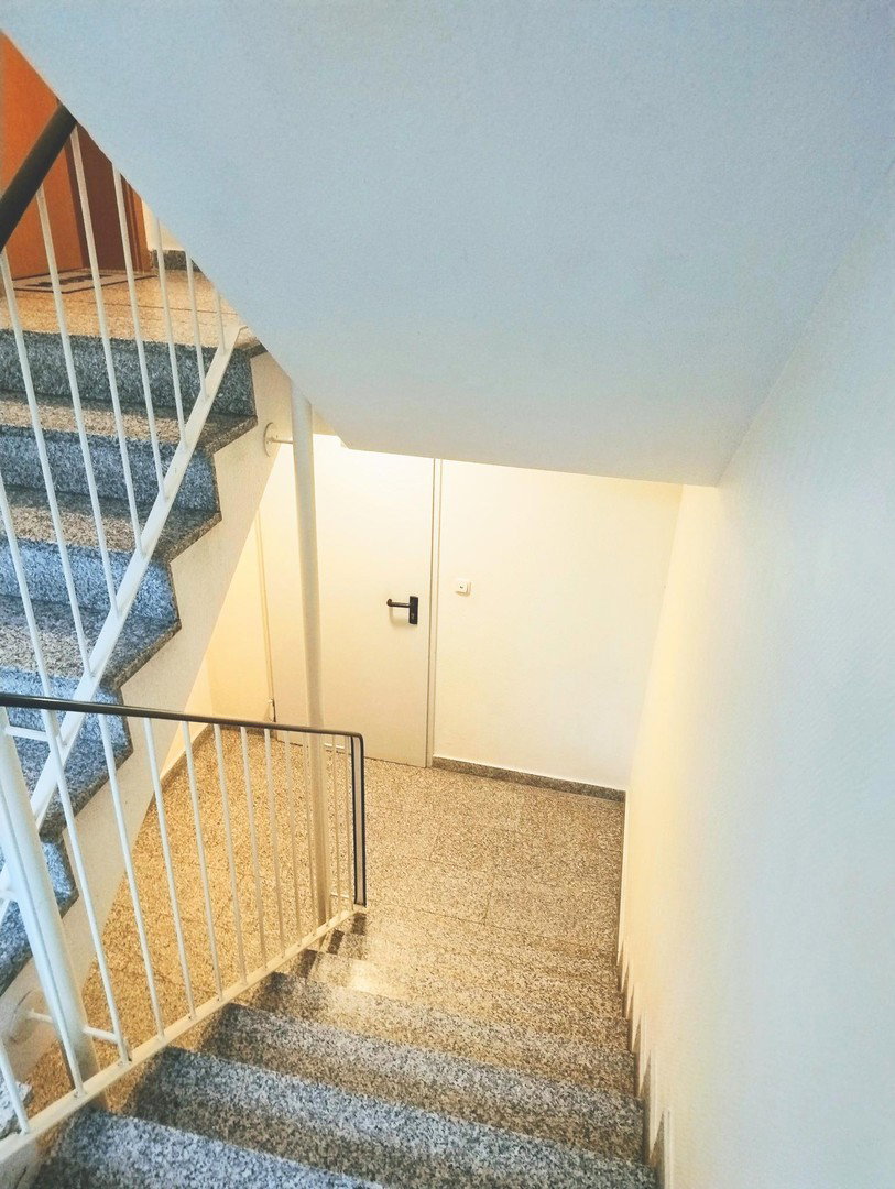 Foto 7 von 12 — Charmante 3-Zi.- Maisonettewhg, TG-Stellplatz ,Garten, Balkon in grüner Lage von Hamburg Meiendorg