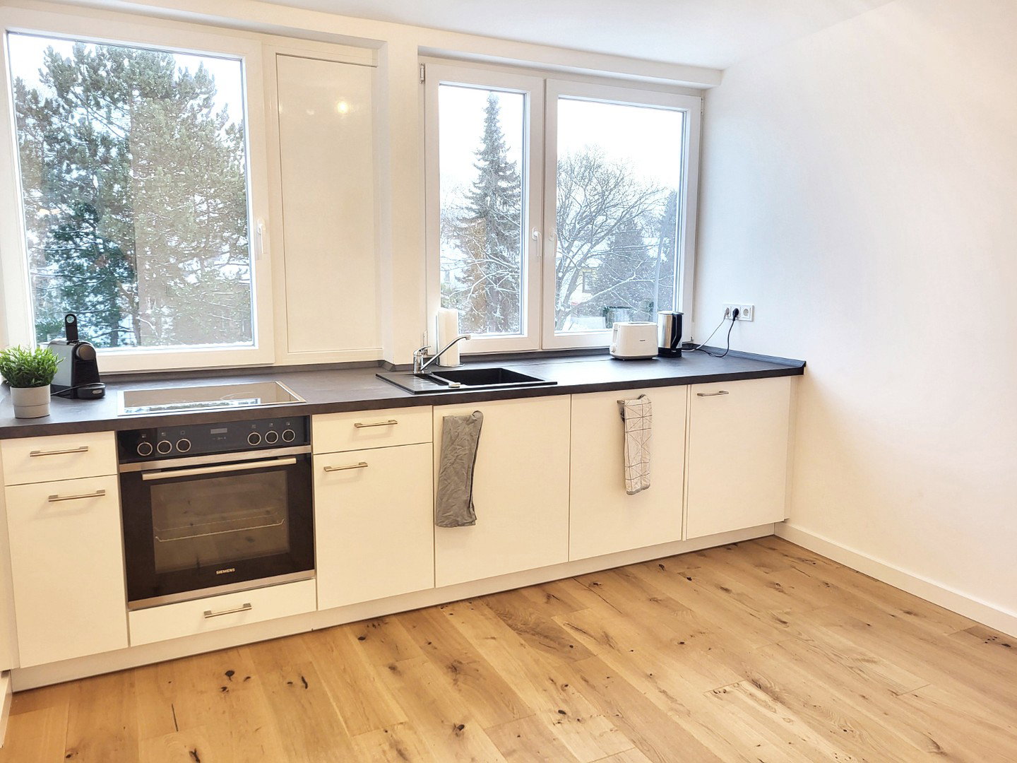Foto 5 von 11 — Moderne 2-Zimmer-Wohnung mit Südwest-Balkon in Hamburg-Marienthal