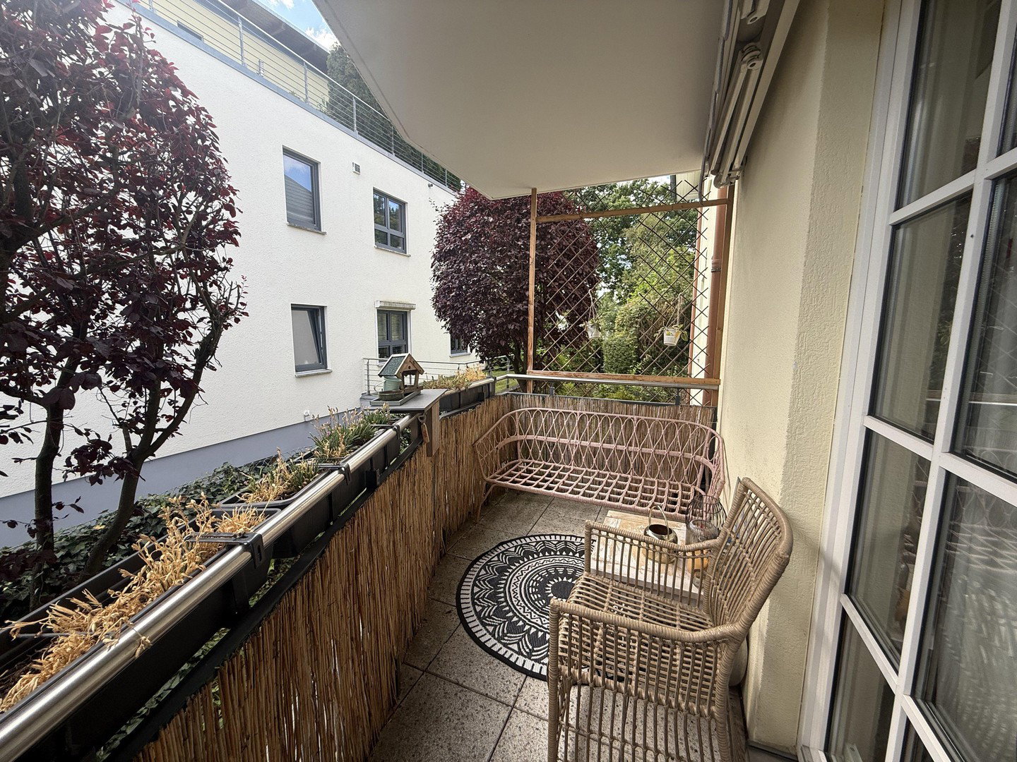 Foto 10 von 12 — Großzügige Maisonette mit ca. 90 m² Grundfläche – Balkon, TG & ruhige Spielstraße in Niendorf