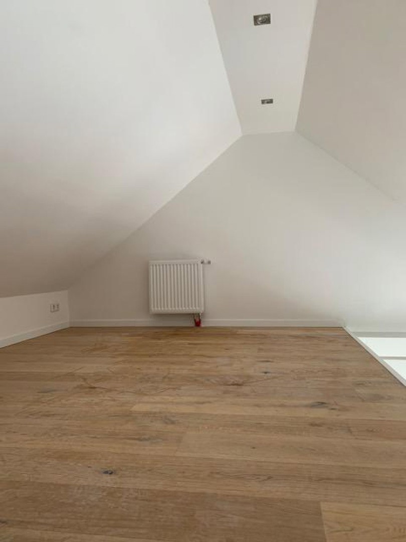 Foto 9 von 11 — wunderschöne 2 Zi Neubauwohnung + Galerie, mit Einbauküche und Balkon