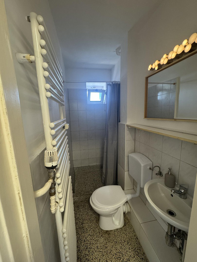 Foto 8 von 12 — Gepflegte 1-Zimmer-Wohnung in Winterhude – frei zur Übergabe, ideal als Kapitalanlage