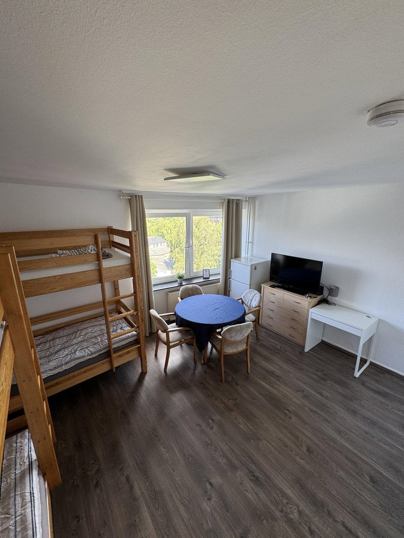 Foto 3 von 12 — Gepflegte 1-Zimmer-Wohnung in Winterhude – frei zur Übergabe, ideal als Kapitalanlage