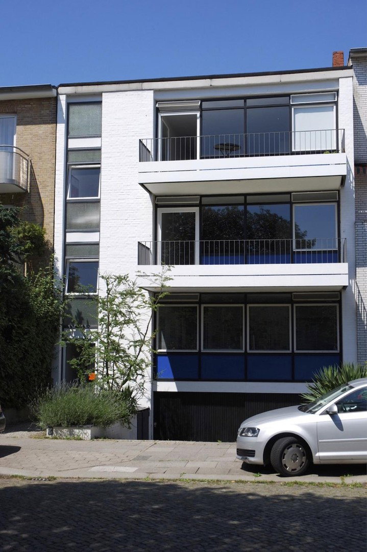 Foto 1 von 12 — Erdgeschosswohnung in Alsternähe (Uhlenhorst) mit exklusiver Gartennutzung in Architektenhaus