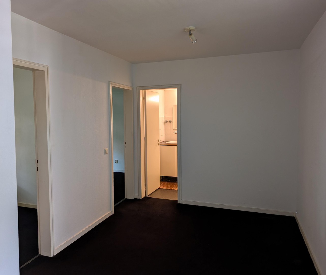 Foto 8 von 12 — Erdgeschosswohnung in Alsternähe (Uhlenhorst) mit exklusiver Gartennutzung in Architektenhaus