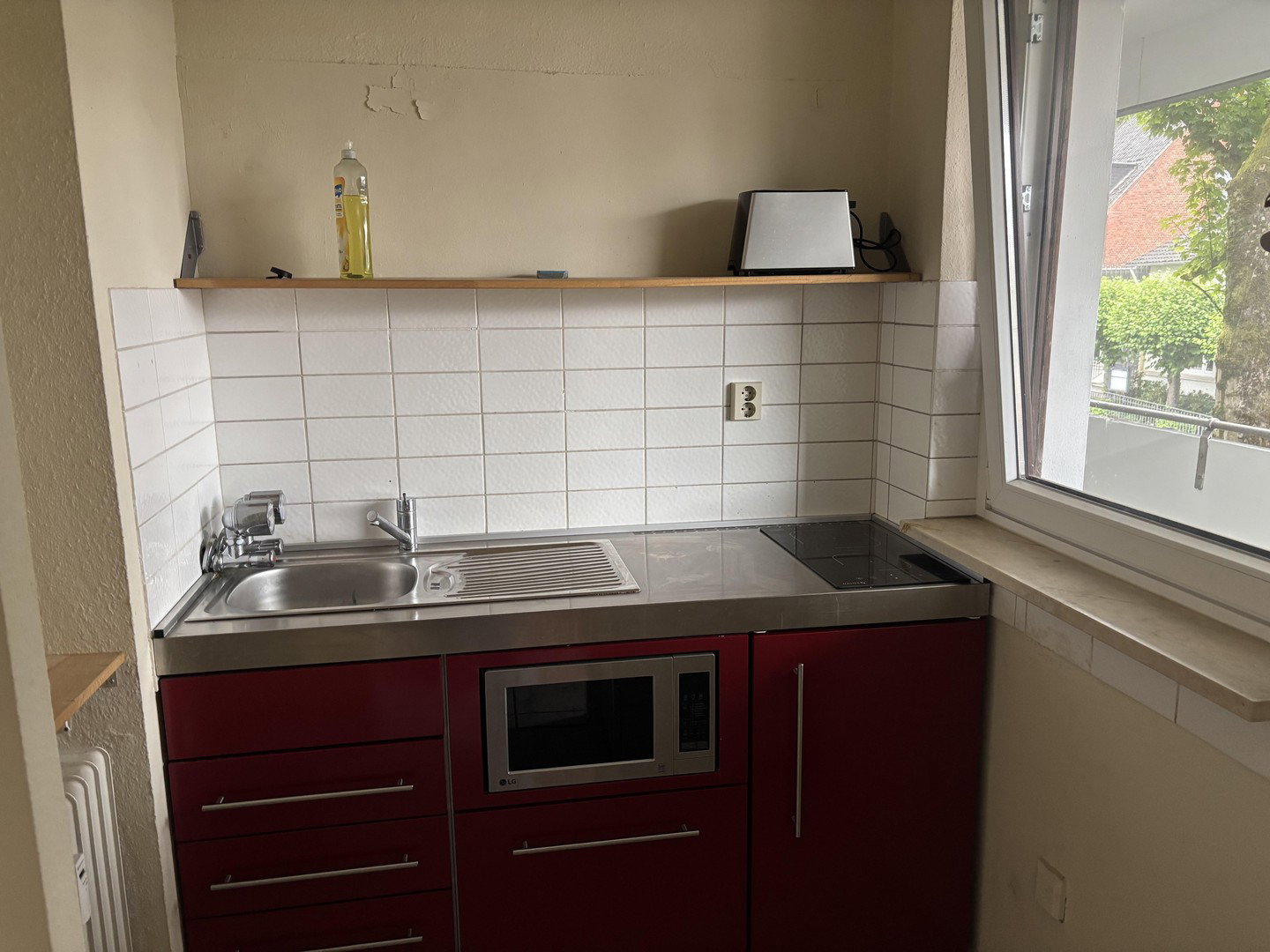 Foto 5 von 8 — Komfortable 1,5 Zimmer in Blankenese mit Südbalkon und Tiefgarage