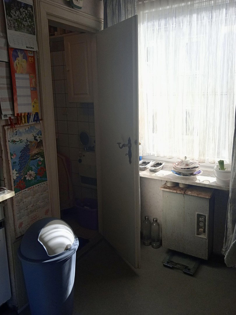 Foto 7 von 8 — Top Lage – vermietete 2 Zi.-Altbau-ETW