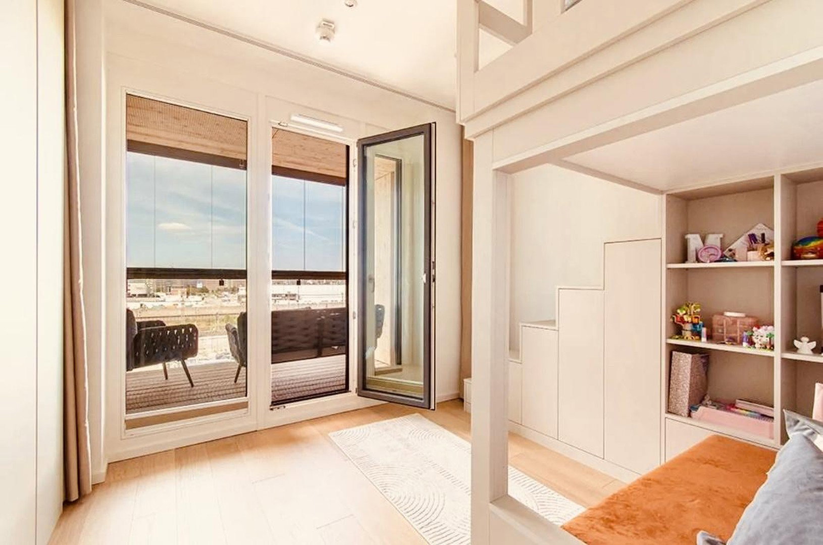 Foto 4 von 12 — HafenCity | Erste Elbreihe | Elbphilharmonie-Panorama | 128 m² | 4 Zimmer | 20 m² Terrasse