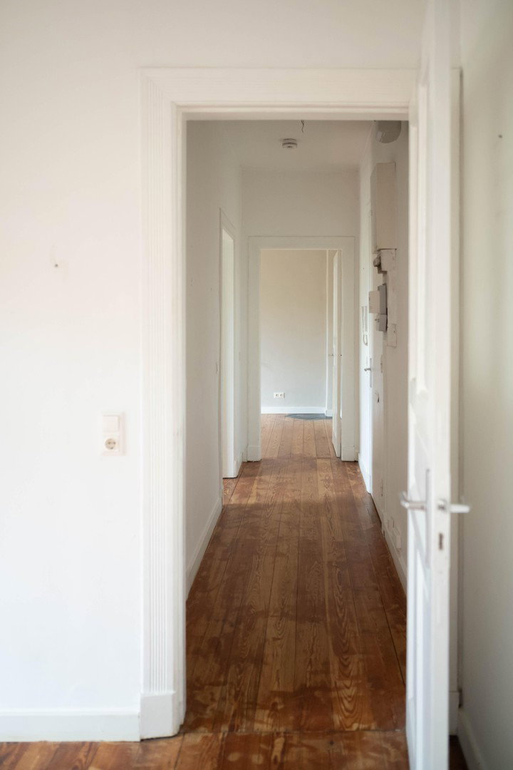 Foto 1 von 12 — Zwei charmante 2-Zimmer-Altbauwohnungen mit Balkon in HH-Altona