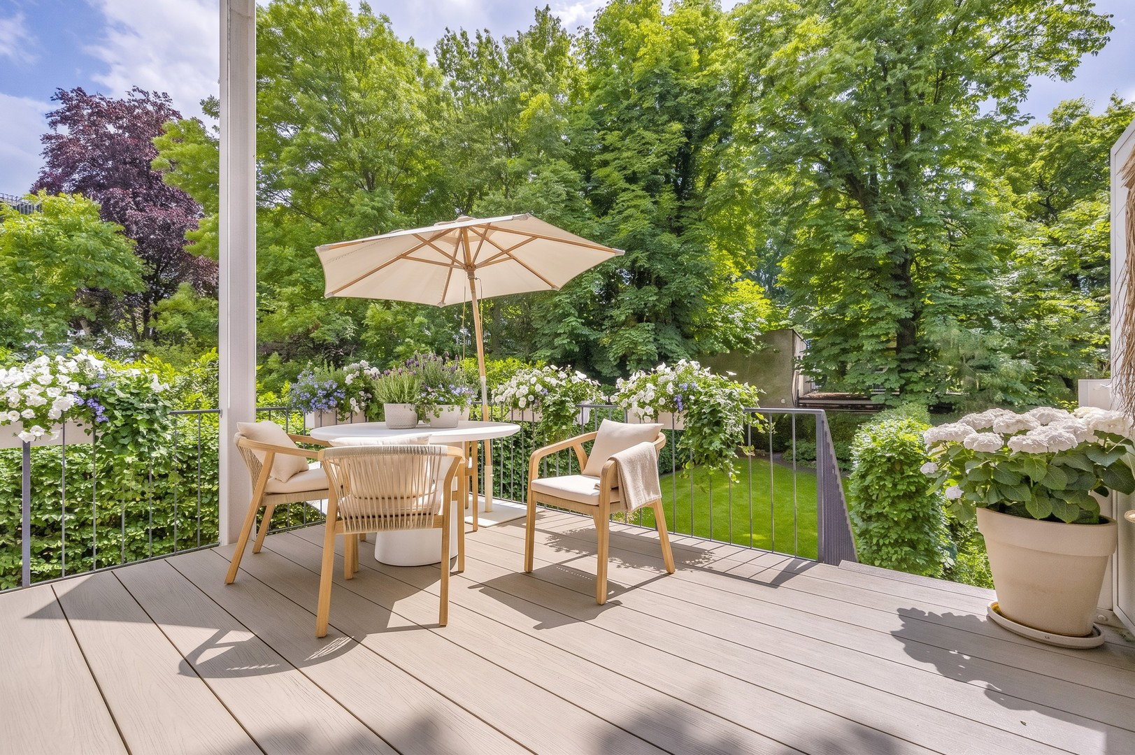 Foto 7 von 12 — Rarität: Luxussanierter Altbau mit Traumgarten, 3 Terrassen & absoluter Ruhe