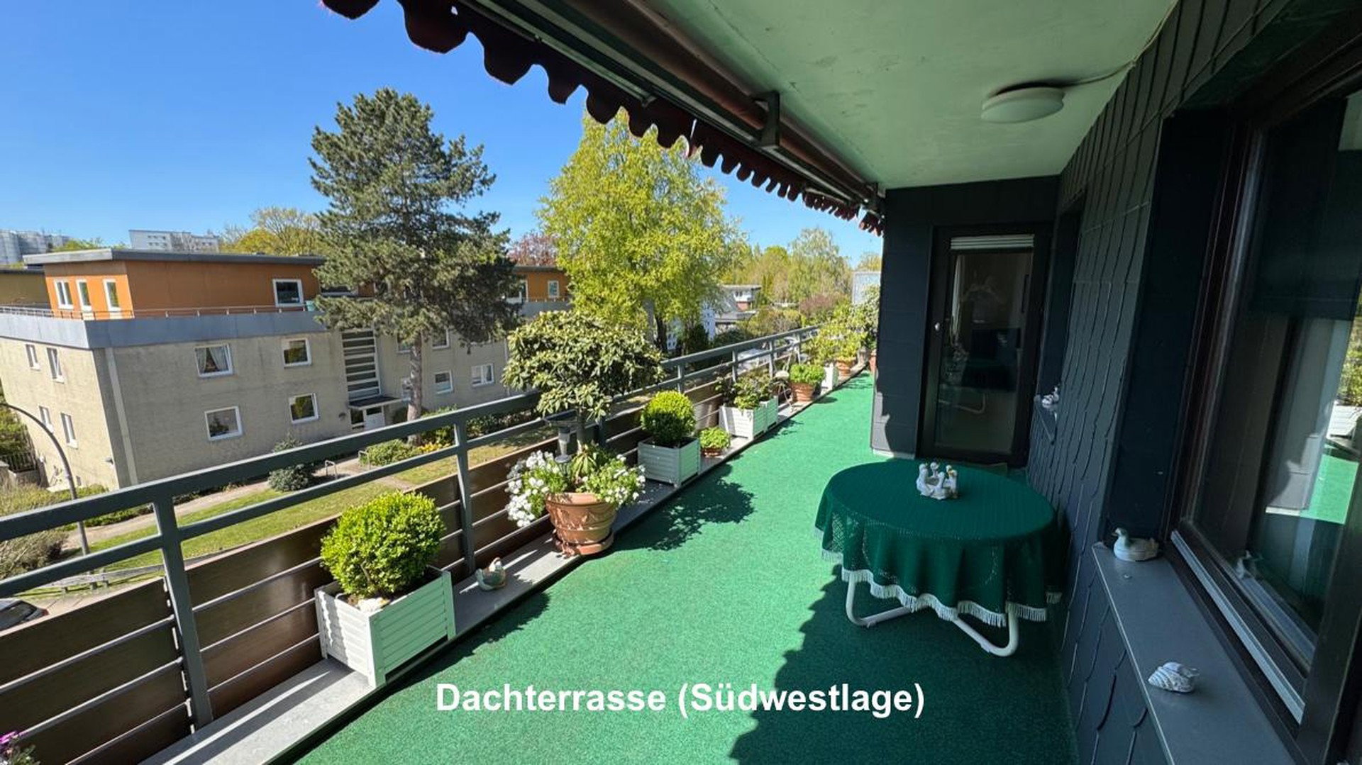 Foto 12 von 12 — 3-Zimmer-Wohnung im Staffelgeschoss mit zwei grossen Dachterrassen – provisionsfrei