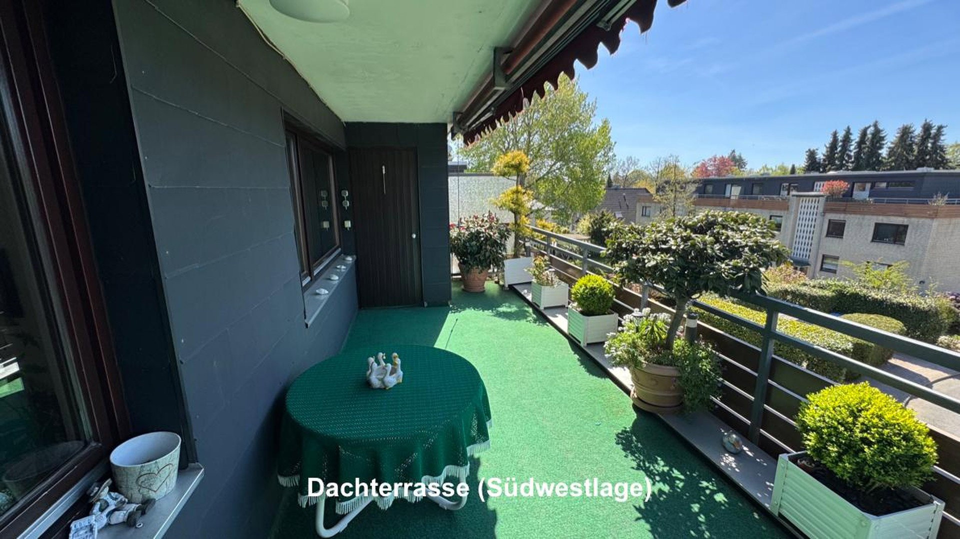 Foto 11 von 12 — 3-Zimmer-Wohnung im Staffelgeschoss mit zwei grossen Dachterrassen – provisionsfrei