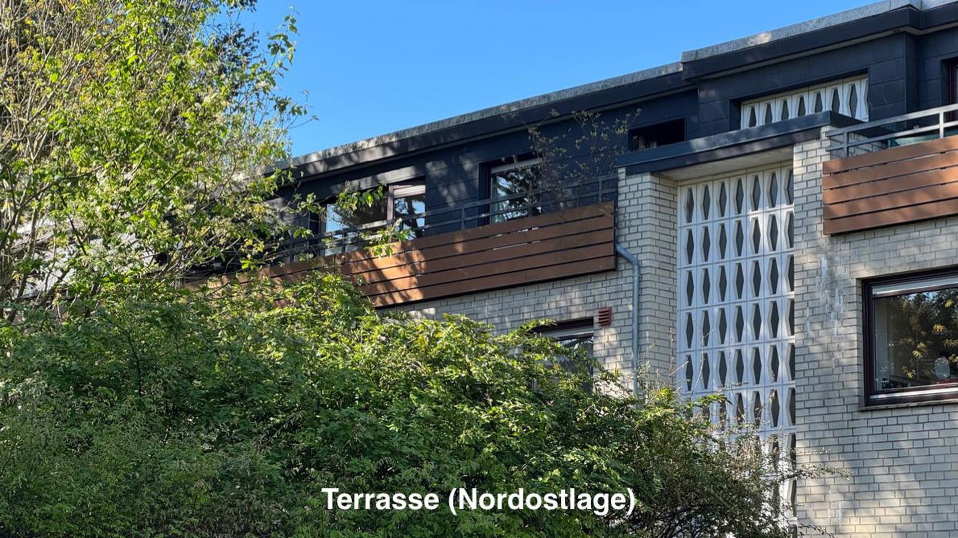 Foto 5 von 12 — 3-Zimmer-Wohnung im Staffelgeschoss mit zwei grossen Dachterrassen – provisionsfrei