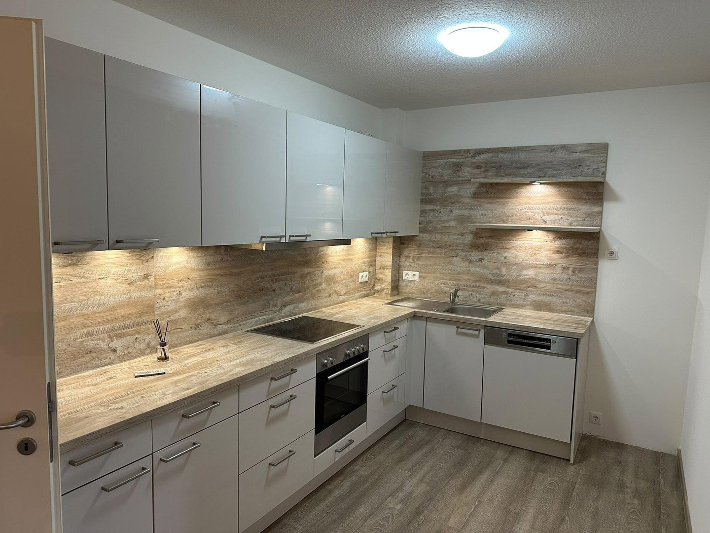 Foto 10 von 12 — Hochwertige 2-Zimmer-Eigentumswohnung mit Terrasse und Tiefgaragenstellplatz