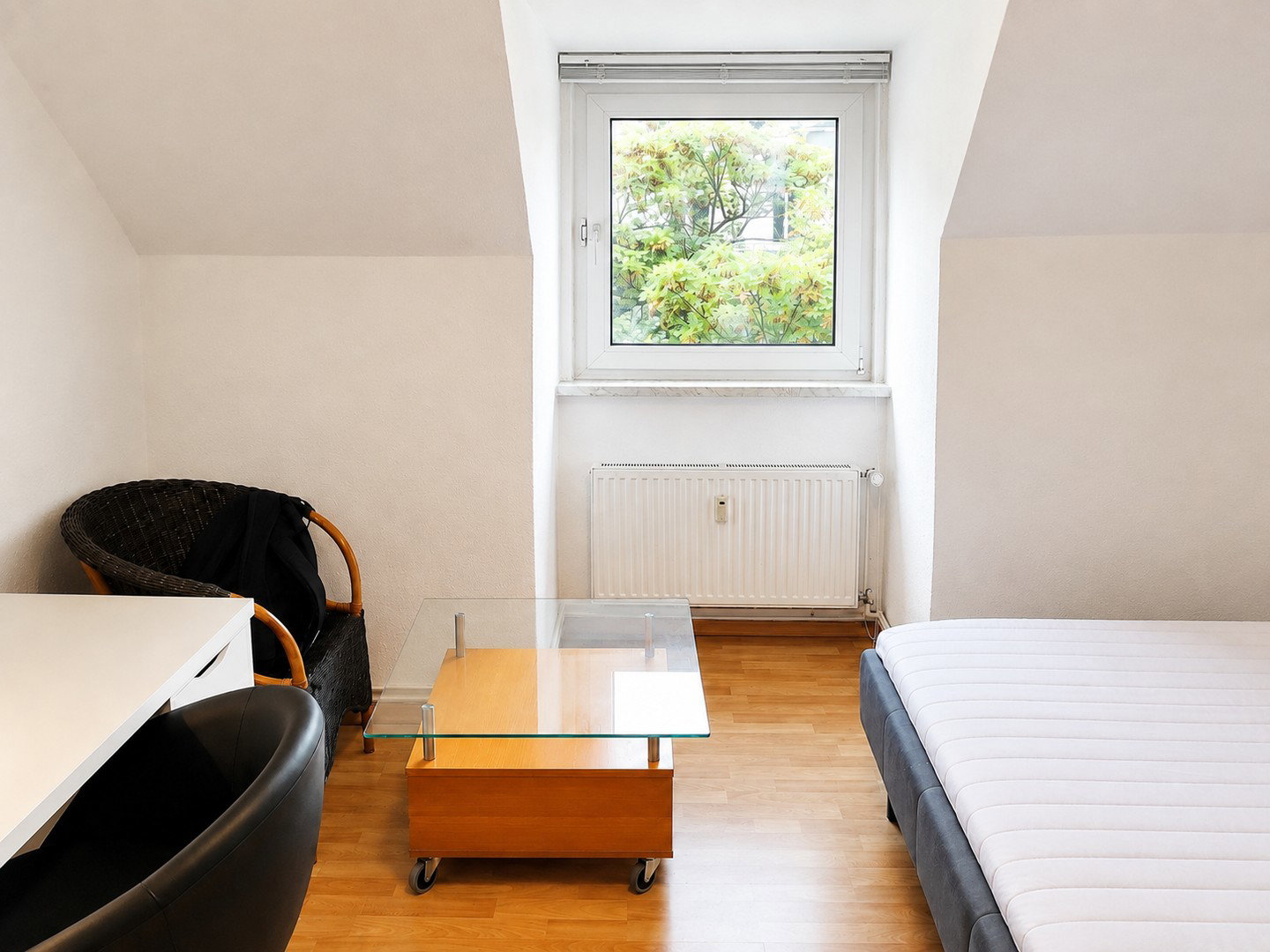 Foto 4 von 7 — Kapitalanlage mit 5,29 % Mietrendite – möblierte 2-Zimmer-Wohnung in Barmbek-Süd
