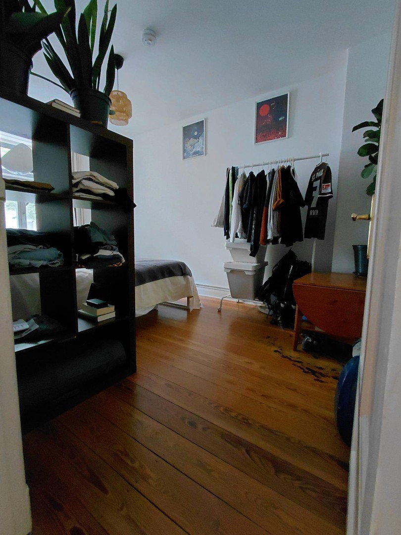 Foto 10 von 12 — Provisionsfrei für Käufer! Charmante und ruhige 2-Zimmer-Wohnung im Herzen von Winterhude, vermietet