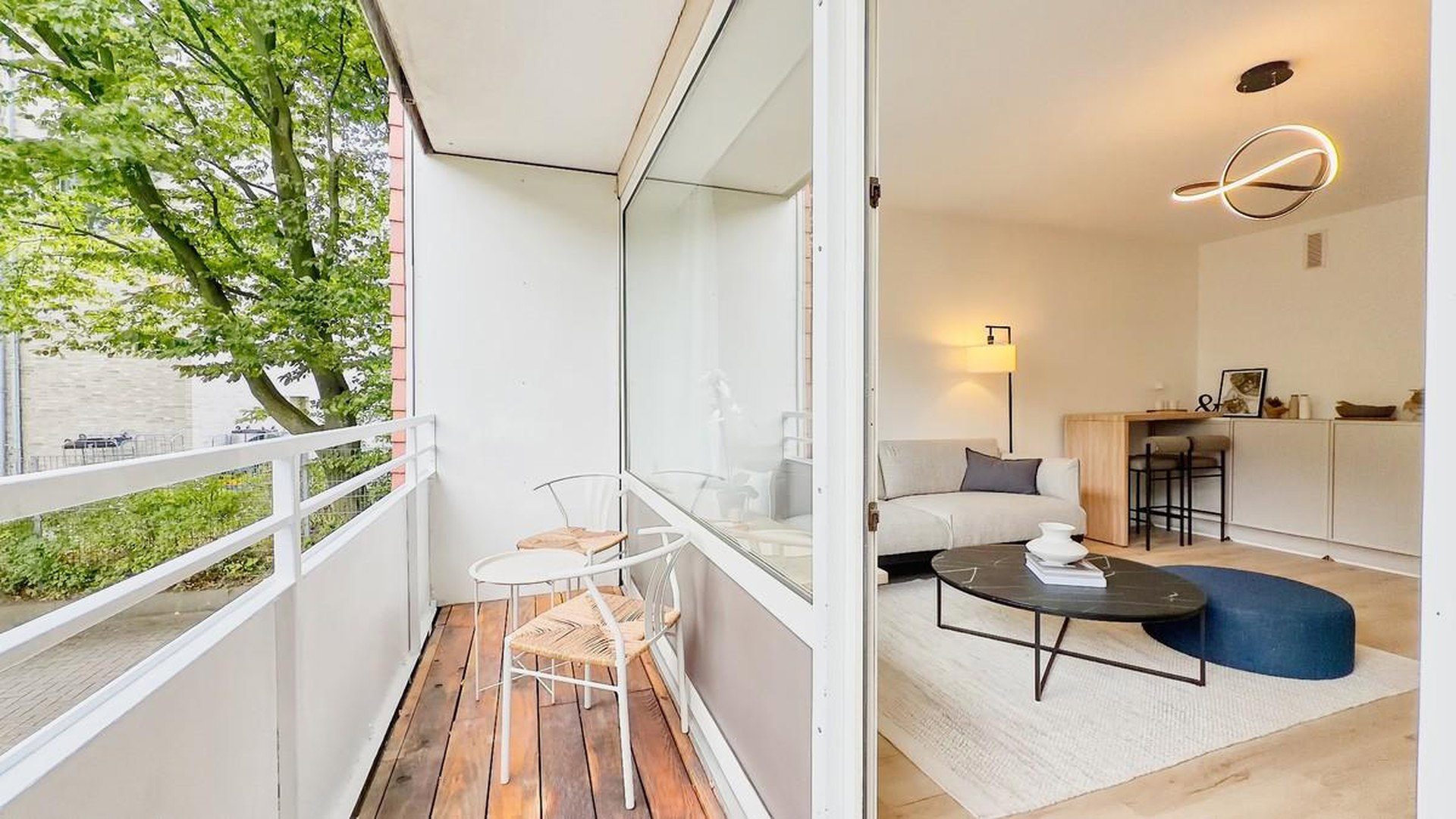 Foto 1 von 5 — 2-Zimmer-Wohnung mit Balkon in Lokstedt – frisch renoviert, provisionsfrei vom Eigentümer