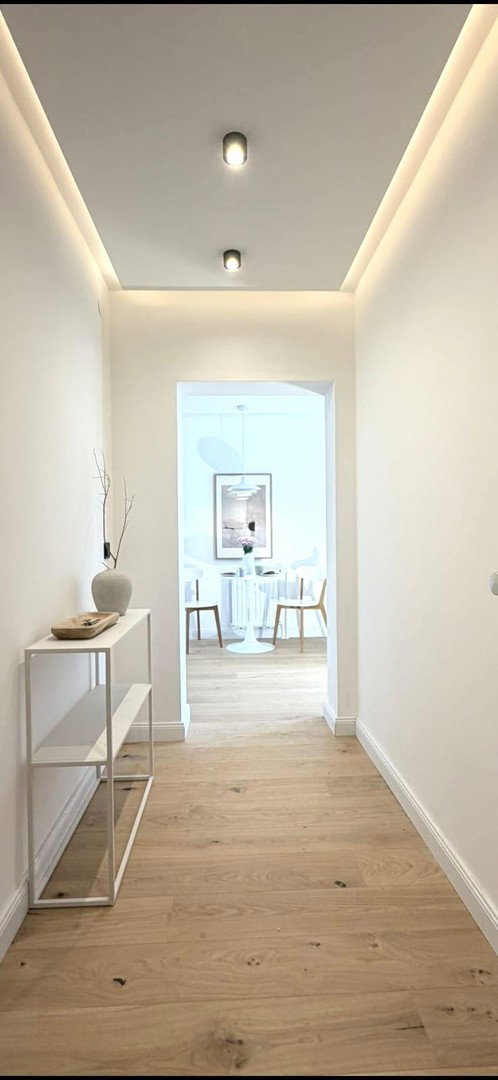 Foto 5 von 12 — Frisch renovierte und freie 3-Zimmerwohnung mit Südbalkon