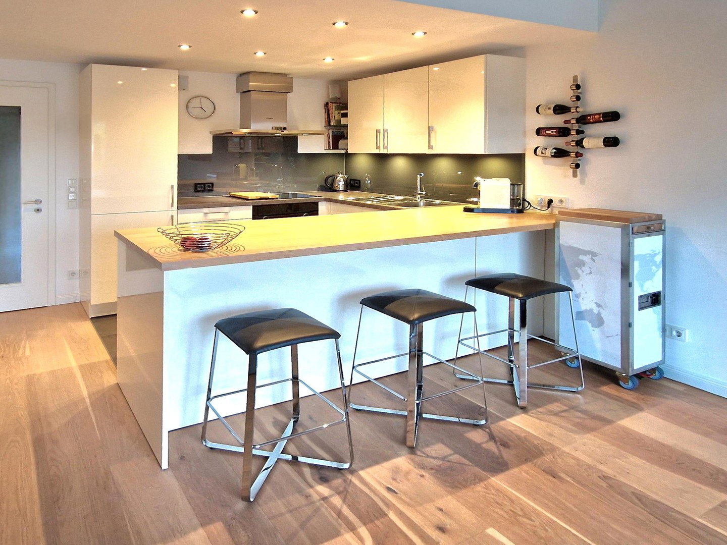 Foto 7 von 12 — Courtagefrei: Helle und zentral gelegene DG-Maisonette-Wohnung mit Galerie und Sonnenterrasse