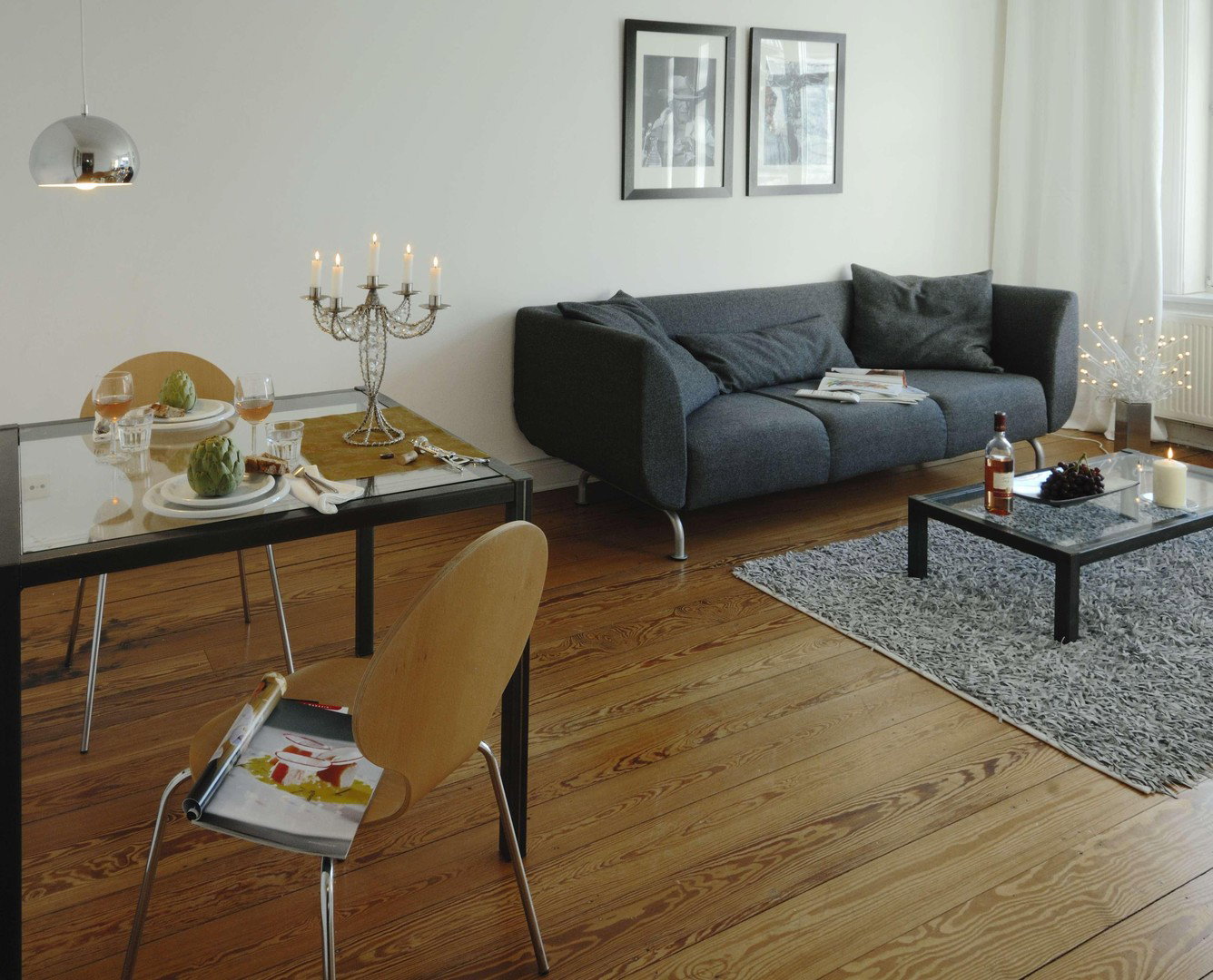 Foto 2 von 12 — 2-Zimmer-Altbauwohnung mit Balkon – voll möbliert, 57 m² in Winterhude