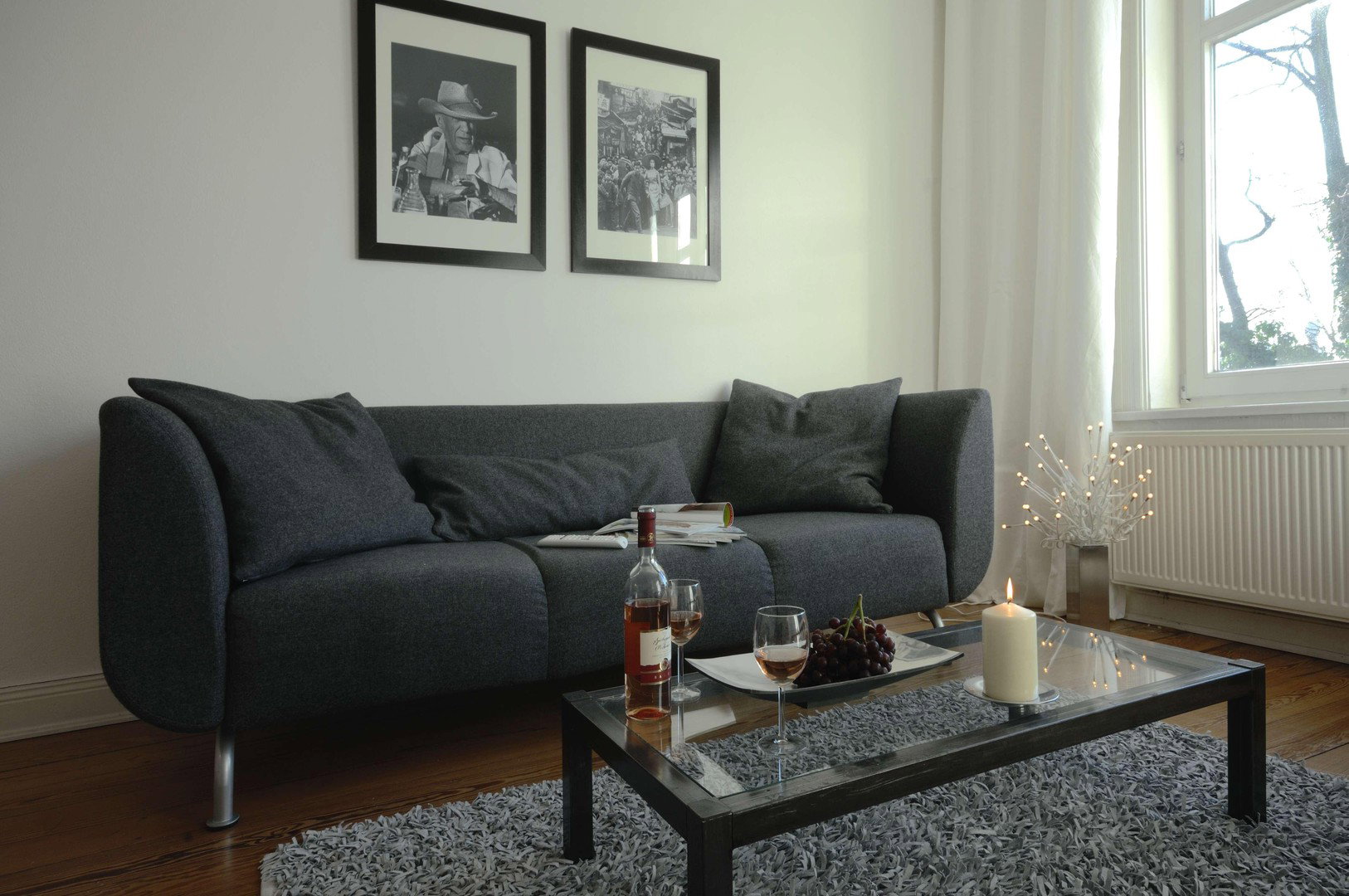Foto 3 von 12 — 2-Zimmer-Altbauwohnung mit Balkon – voll möbliert, 57 m² in Winterhude