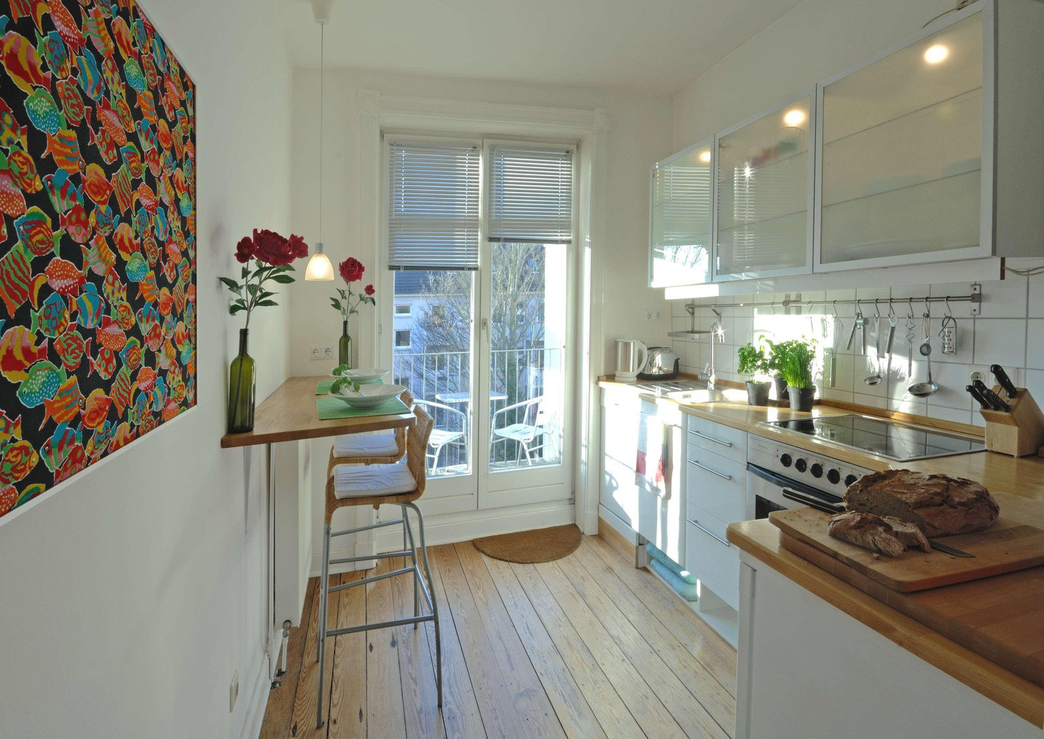 Foto 12 von 12 — 2-Zimmer-Altbauwohnung mit Balkon – voll möbliert, 57 m² in Winterhude