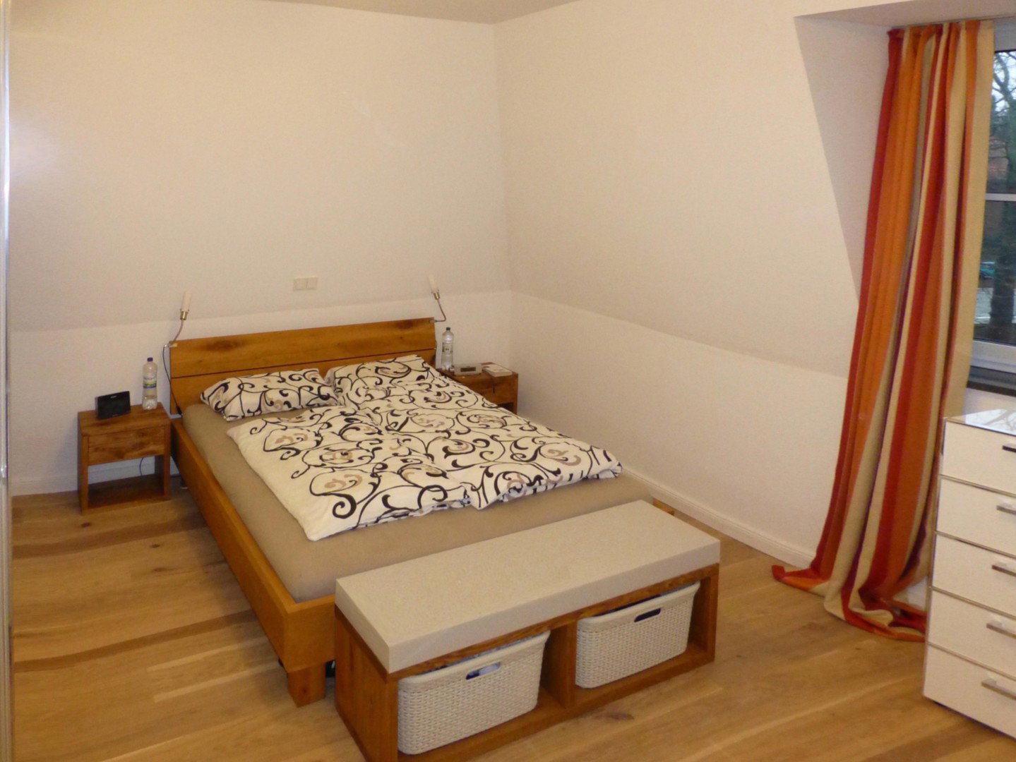 Foto 8 von 12 — Courtagefrei: Helle und zentral gelegene DG-Maisonette-Wohnung mit Galerie und Sonnenterrasse
