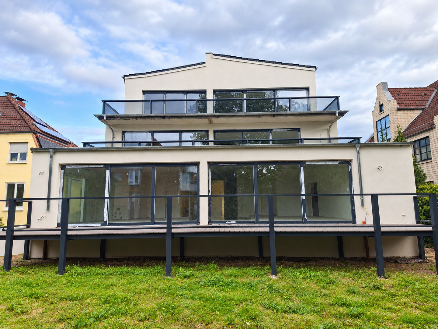 Foto 4 von 12 — Exklusives Penthouse mit dem Aufzug von der Tiefgarage bis in die Wohnung