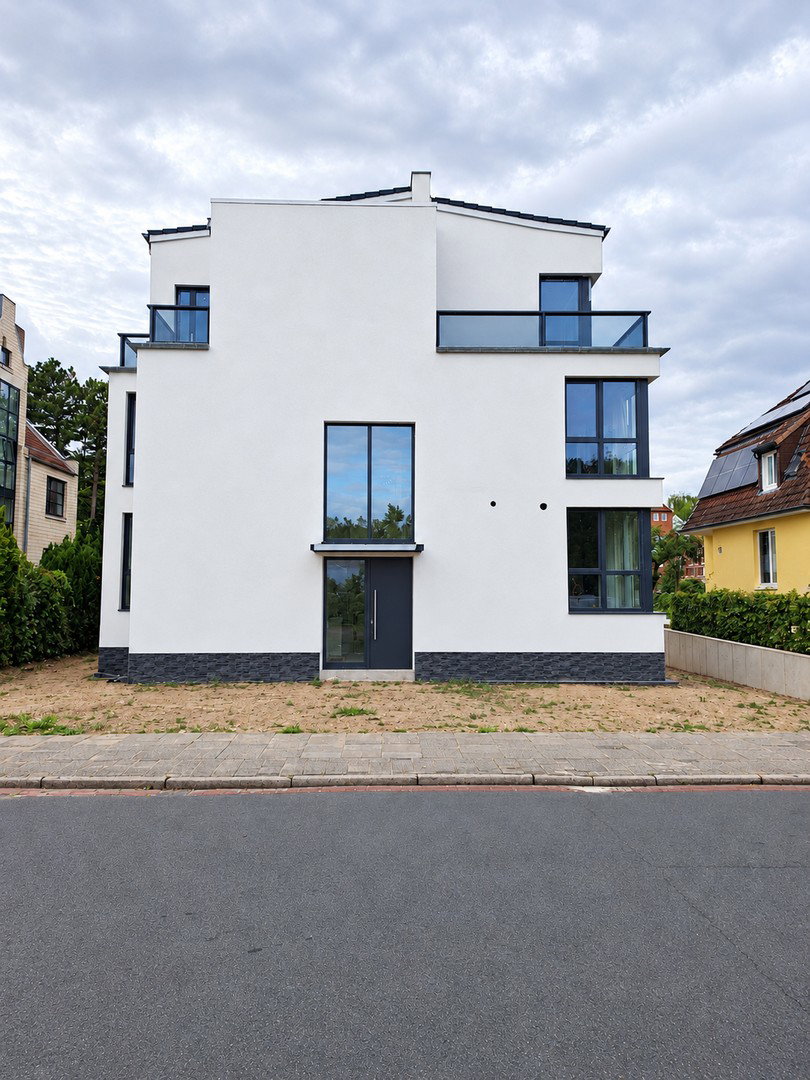 Foto 1 von 12 — Exklusives Penthouse mit dem Aufzug von der Tiefgarage bis in die Wohnung