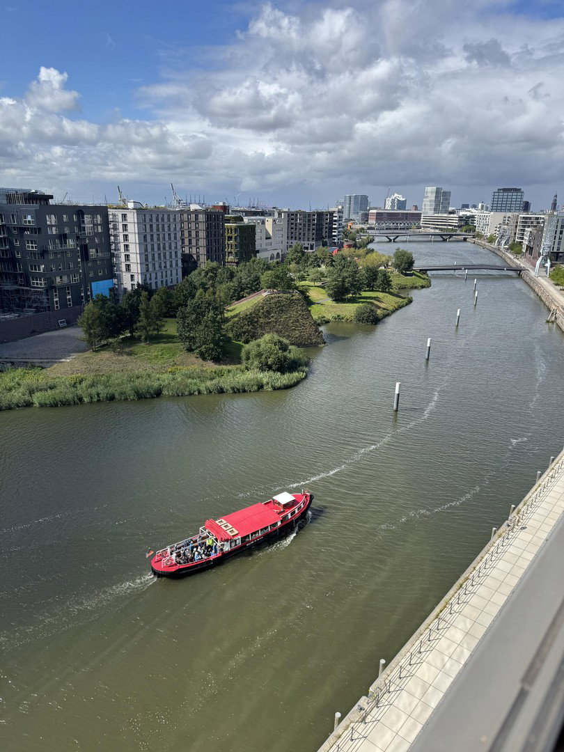 Foto 9 von 11 — Ein Logenplatz über der Elbe