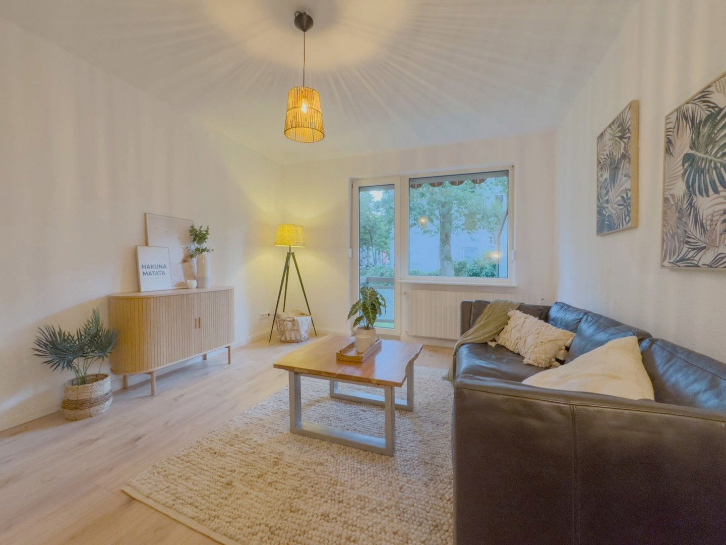 Foto 2 von 12 — Erstbezug nach Sanierung: Moderne 3-Zimmer-Wohnung mit Loggia