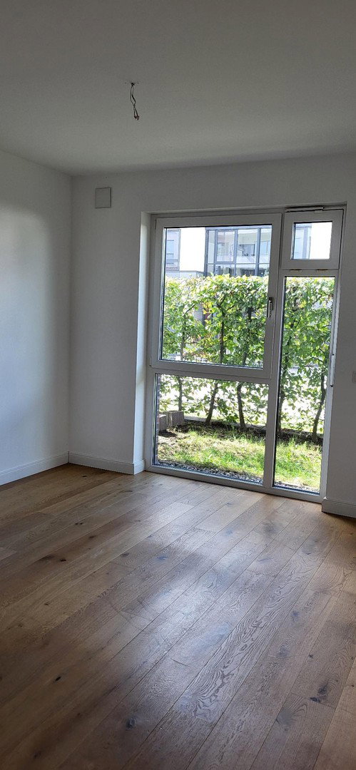 Foto 10 von 12 — MODERNE, NEUWERTIGE, BARRIEREFREIE 3-ZIMMER-WOHNUNG AM SCHLEUSENGRABEN IN BERGEDORF