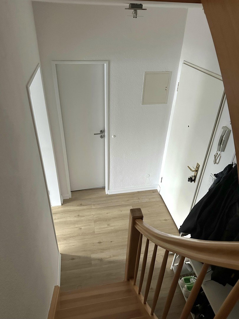 Foto 2 von 12 — Von Privat: Zauberhafte moderne 2 Zi. Maisonette-Wohnung, einzugsbereit in Marienthal