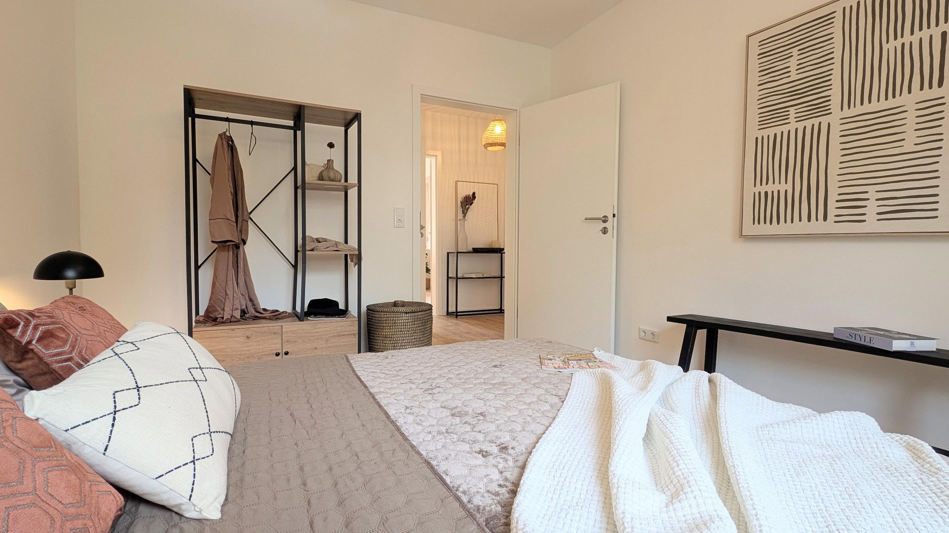 Foto 8 von 12 — Helle, kernsanierte 3-Zimmer mit Balkon am Stadtpark mit TG Stellplatz