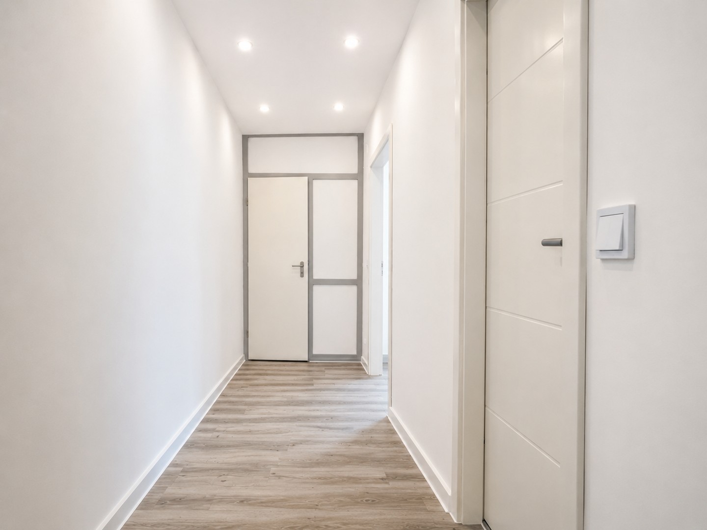 Foto 4 von 12 — *Provisionsfrei* Moderne 2,5-ZimmerWohnung an der Hoheluft