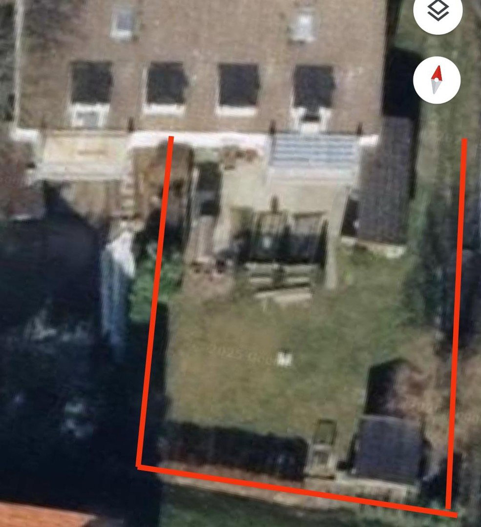 Foto 7 von 7 — „Charmante 3-Zimmer-Terrassenwohnung mit eigenem Garten und Kamin in Hamburg-Sülldorf“